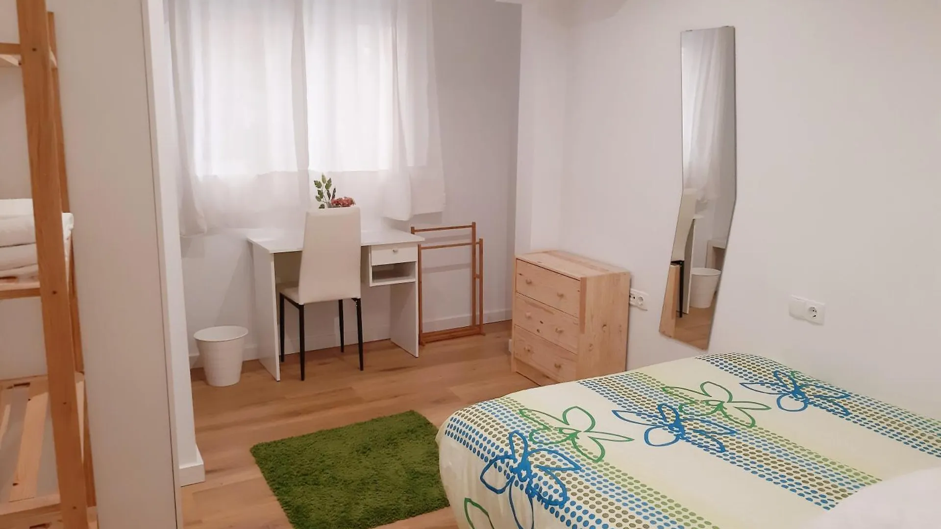 Apto Garaje Gratis Granada